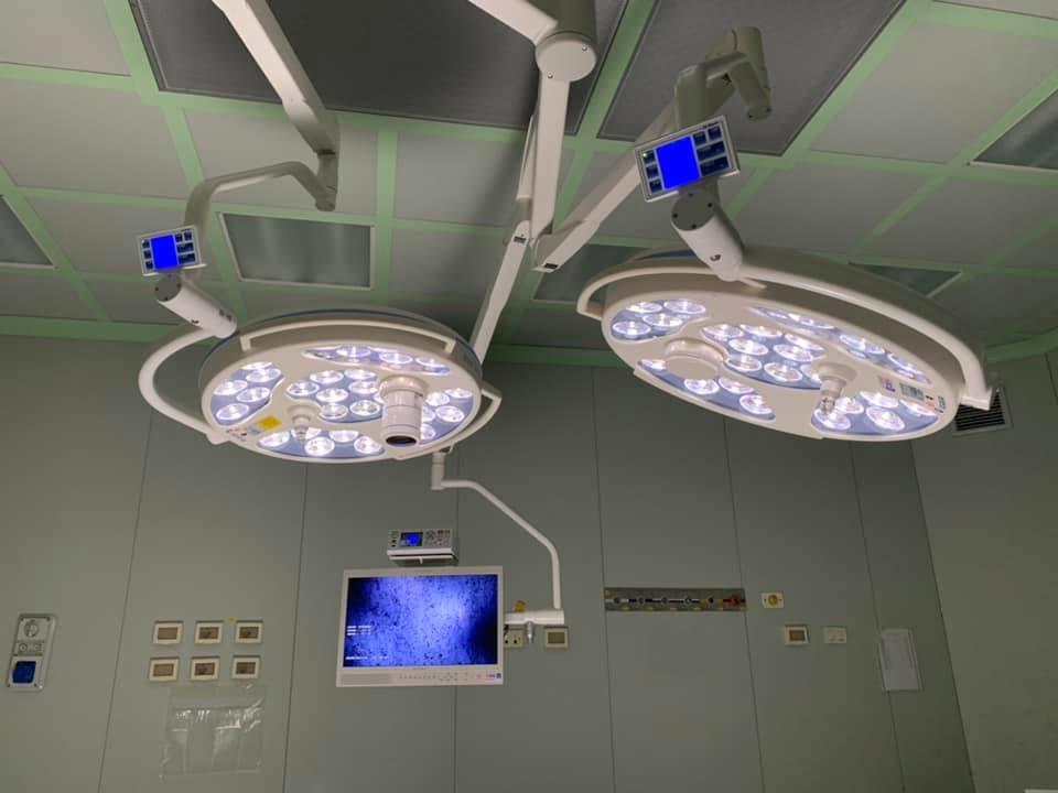 Lampade scialitiche gemellari Mach3 per il quartiere Operatorio Ospedale Madonne delle Grazie di Matera